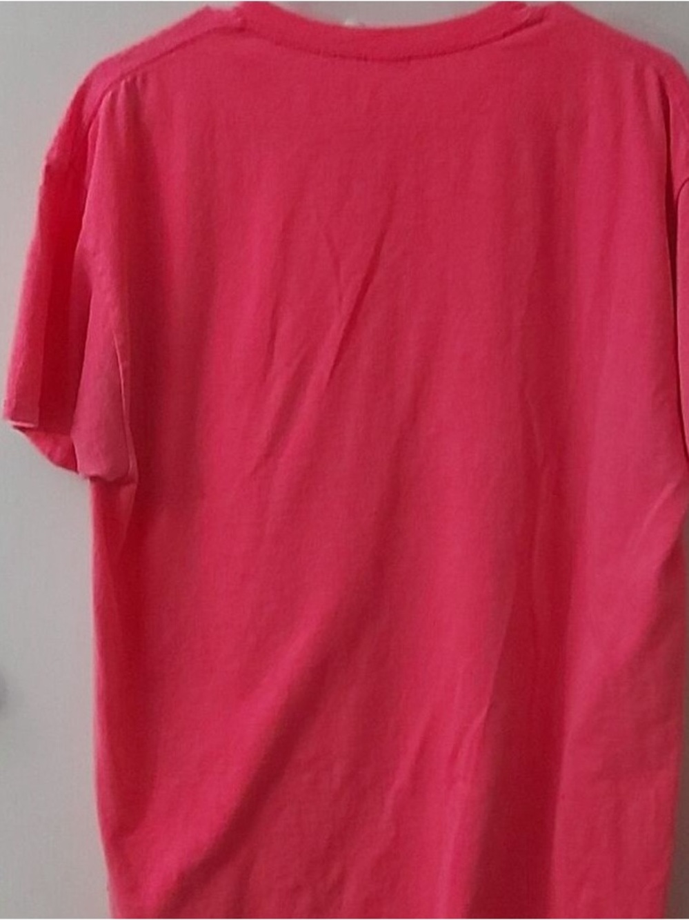 Men's Short-Sleeve Crew Neck Tee in Bright Pink
